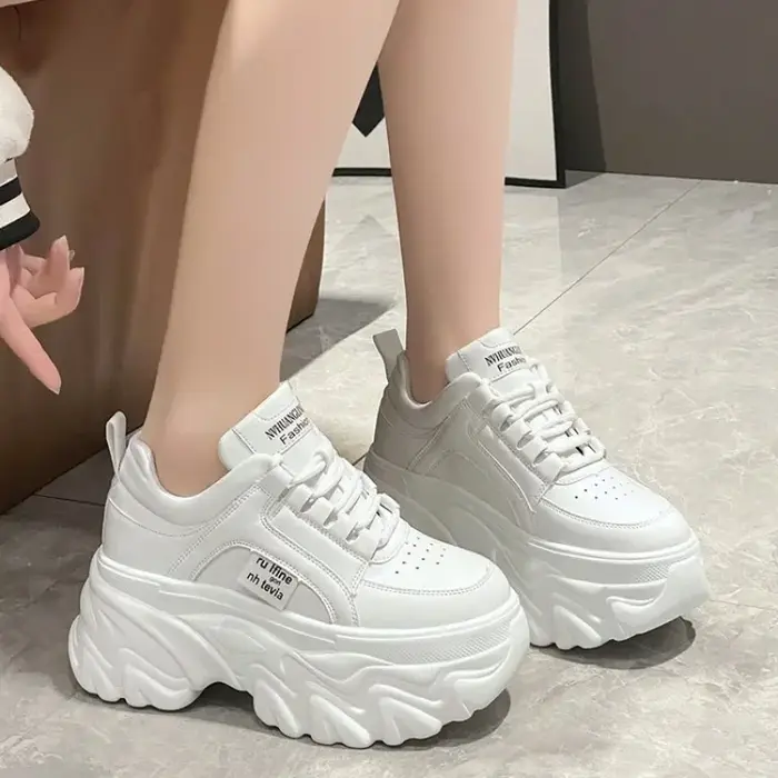 Baskets à plateforme en cuir PU pour femmes