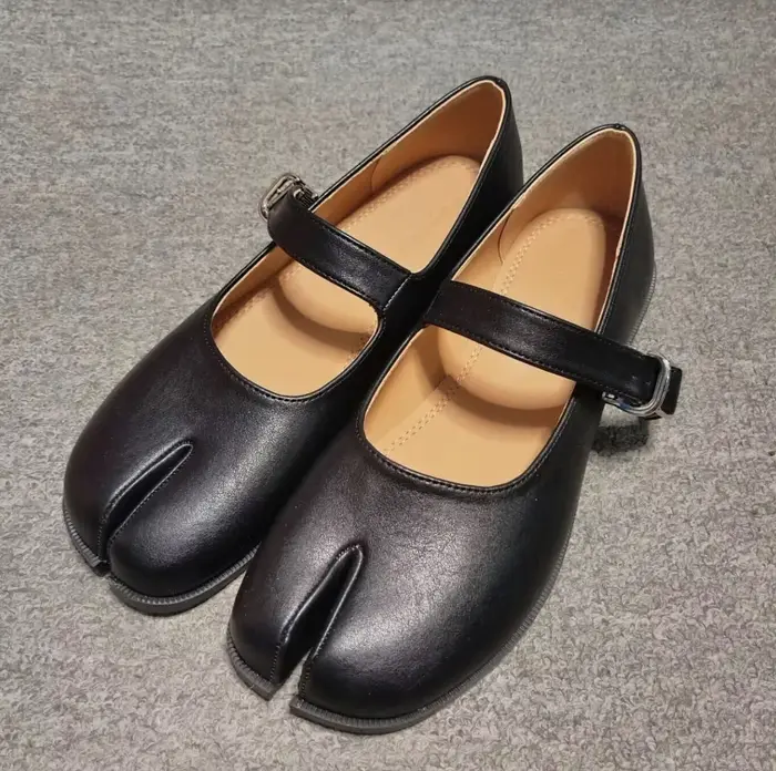Bout fendu chaussures plates peu profondes Mary Jane chaussures femmes marque concepteur rétro Chic 