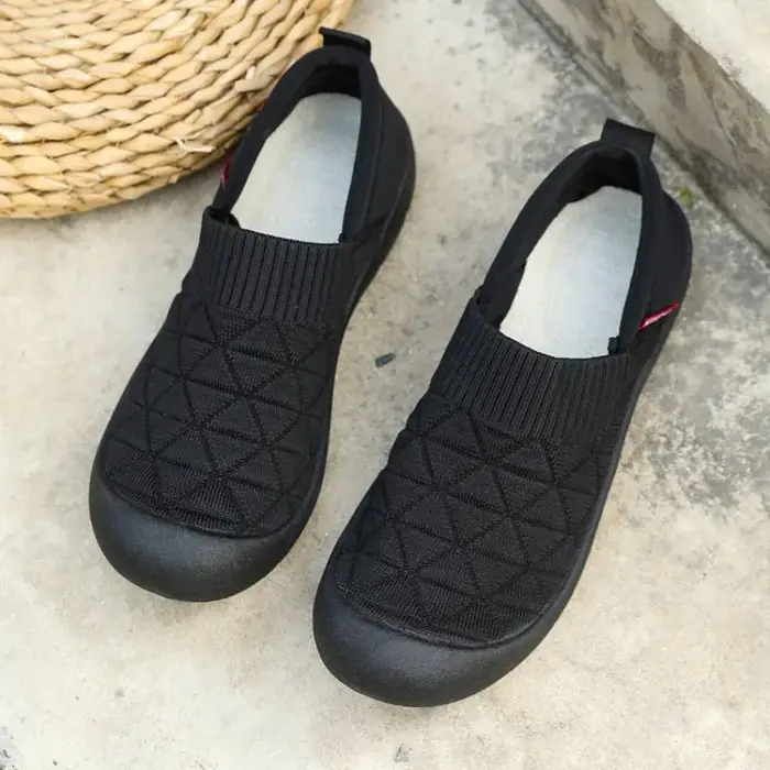 Chaussures de sport décontractées pour femmes 2026, nouvelle collection polyvalente, confortables, légères, en tissu, pour la maison