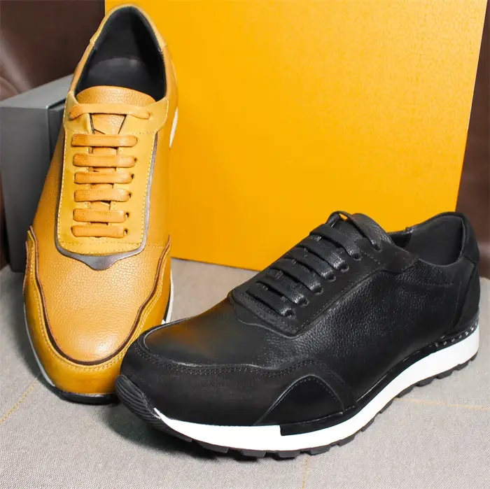 Nouveaux hommes chaussures en cuir décontractées à lacets de luxe à la main marron
