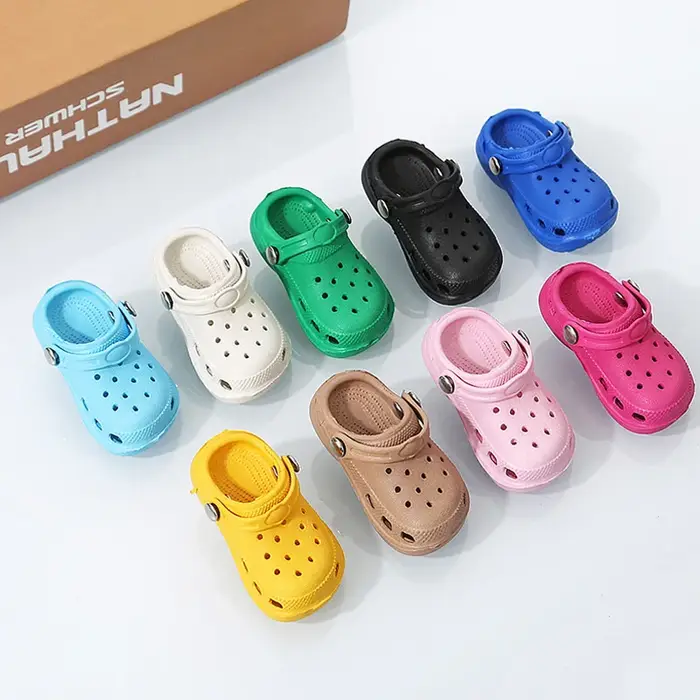 Breloques de chaussures en PVC en forme de Mini chaussures 3D