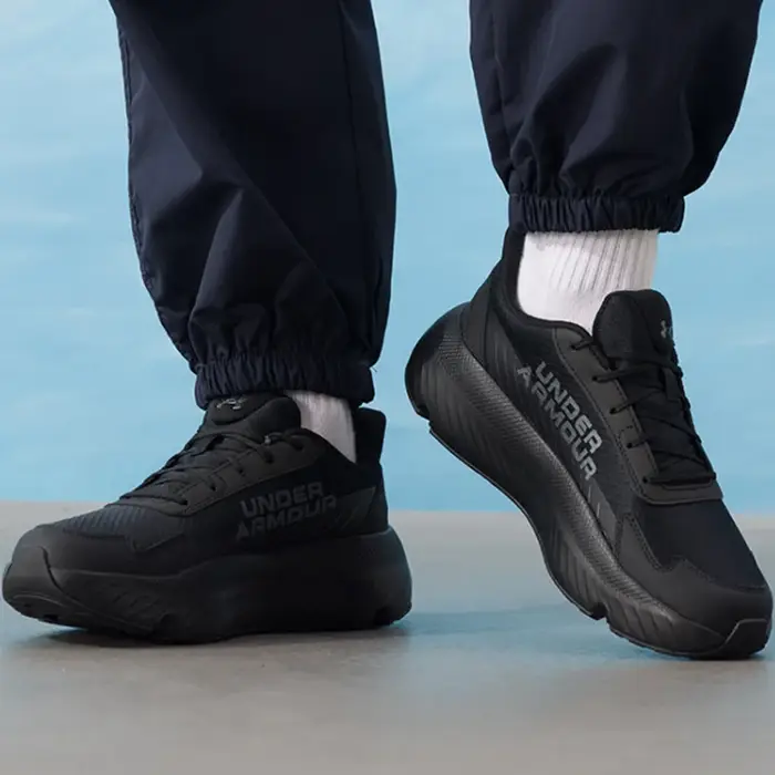 Under Armour 2026 Nouvelles baskets en mesh à semelle épaisse