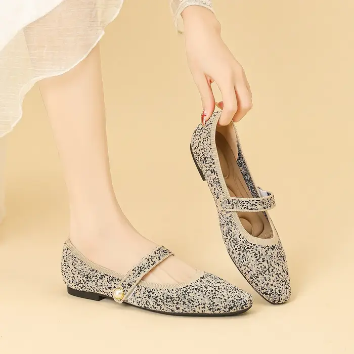 Chaussures plates tricotées pour femmes