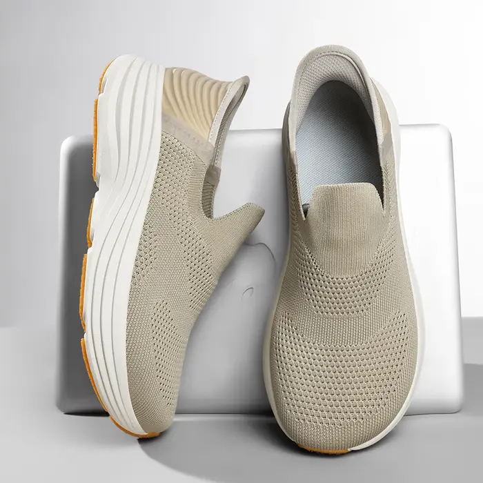 Chaussures à enfiler pour hommes