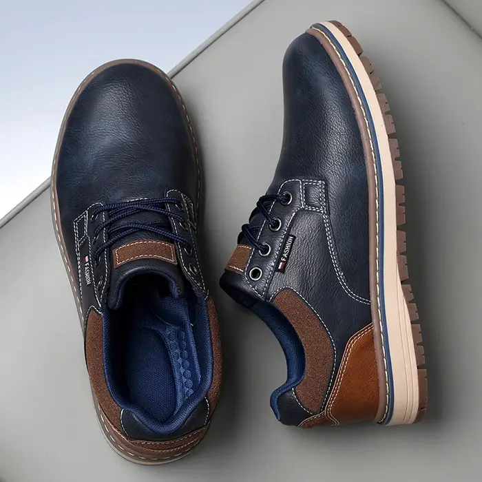 Chaussures décontractées pour hommes quatre saisons, semelle souple, antidérapantes, baskets en cuir tendance, chaussures de trekking faites à la main, chaussures de marche, baskets