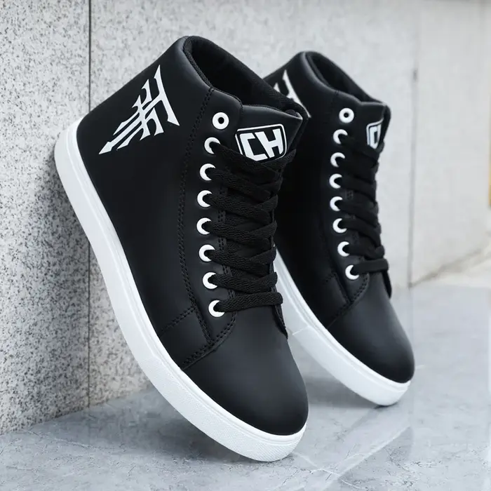 [Chaussures de sport] Une paire