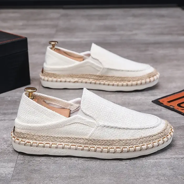 Chaussures en toile 2025 printemps et été nouvelles