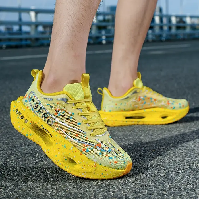 2025 nouvelles baskets pour hommes nuit fluorescente 3.0 plaque de carbone amorti chaussures de course