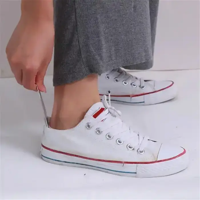 Chausse-pied métallique en acier inoxydable, chausse-pied portable, aide au port des chaussures, essentiel pour les voyages à la maison, 1 pièce