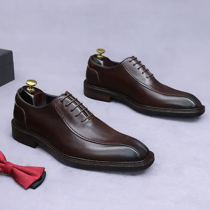 Chaussures de mariage en cuir de vachette pour hommes
