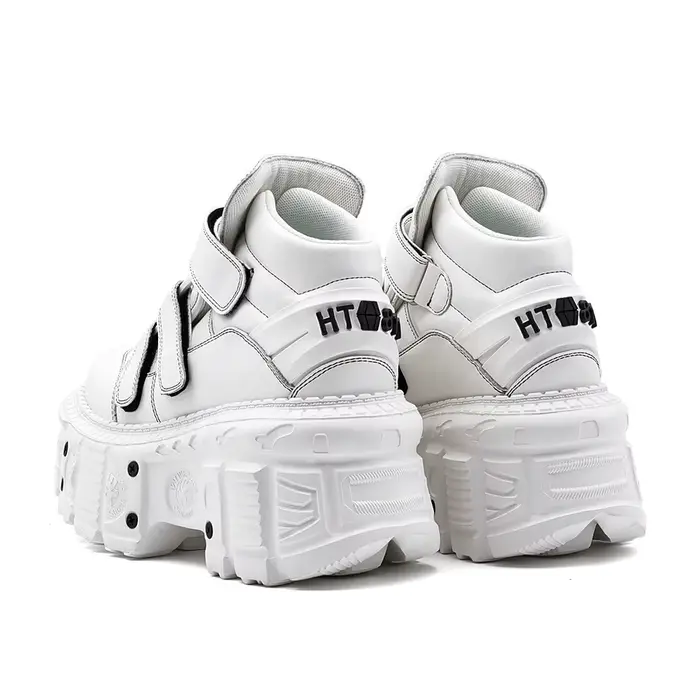 Gothique cheville Rock bottes 2026 nouveau Style Punk femmes chaussures à lacets blanc plate-forme chaussures femme métal décor femme baskets