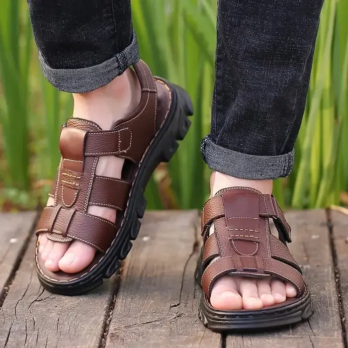 Sandales pour hommes chaussures de couleur unie réglables confort décontracté d'été avec semelle en caoutchouc durable