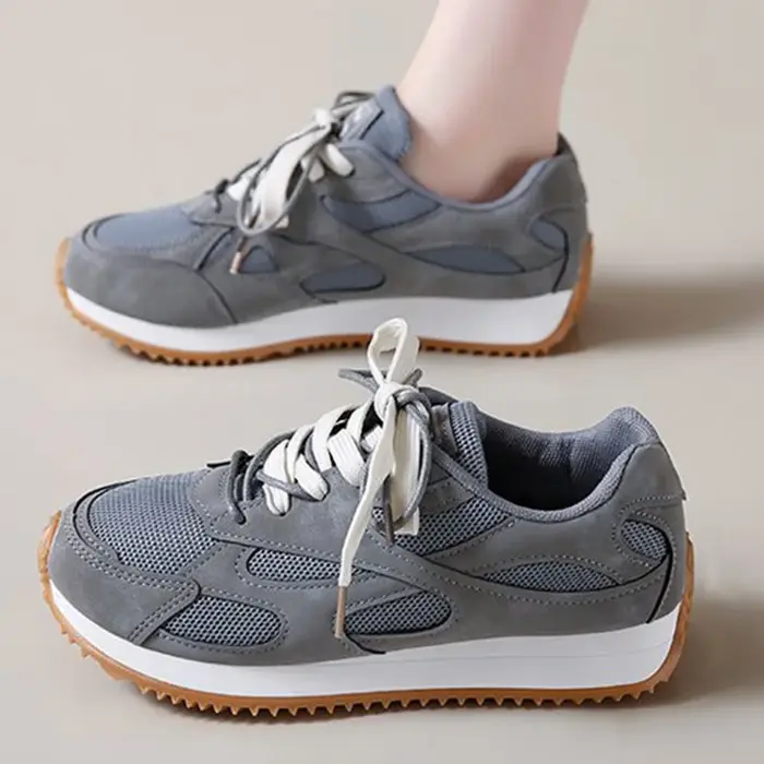 Baskets à lacets grises pour femmes