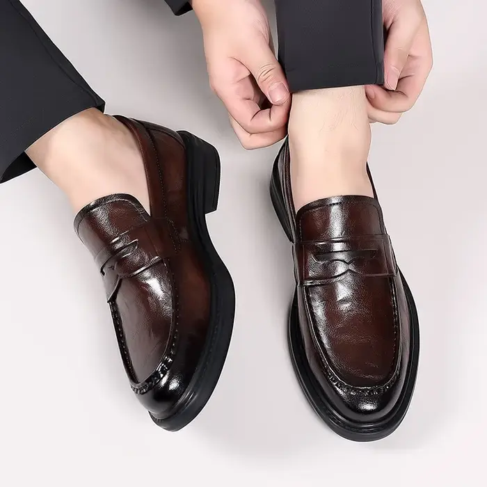 Chaussures italiennes à enfiler en cuir haut de gamme pour hommes