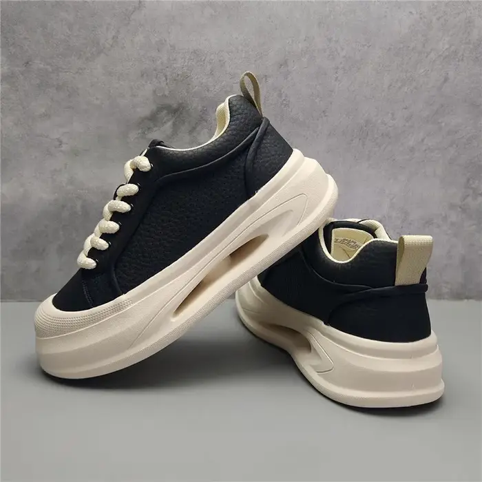 Nouvelles baskets coréennes à plateforme 2026 pour hommes, chaussures de course et de marche confortables, chaussures décontractées à lacets vulcanisées, baskets épaisses