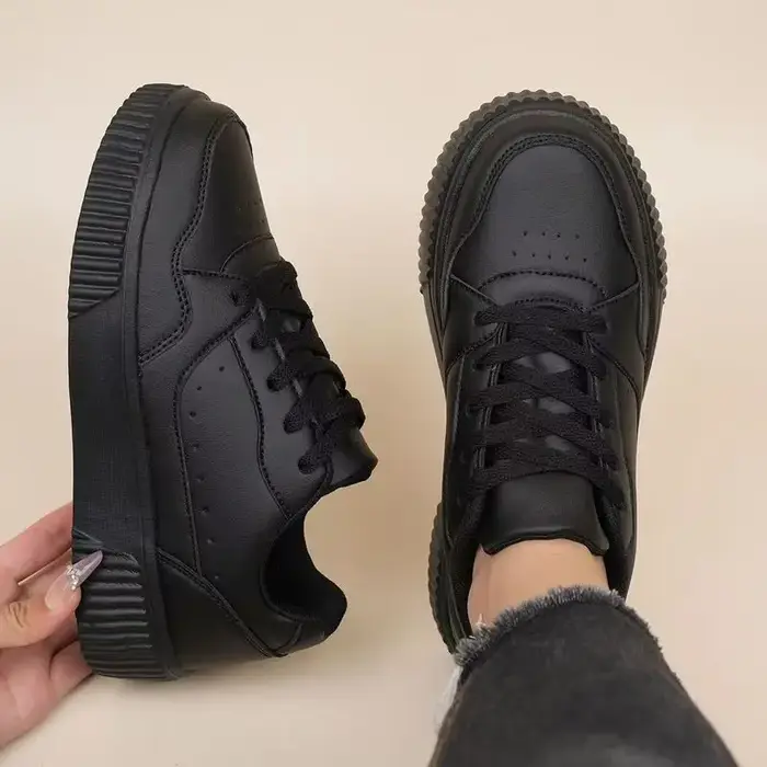 Baskets unisexes toutes saisons, chaussures décontractées pour hommes, chaussures à plateforme épaisse pour femmes, couleur unie, à lacets, chaussures minimalistes pour couples.