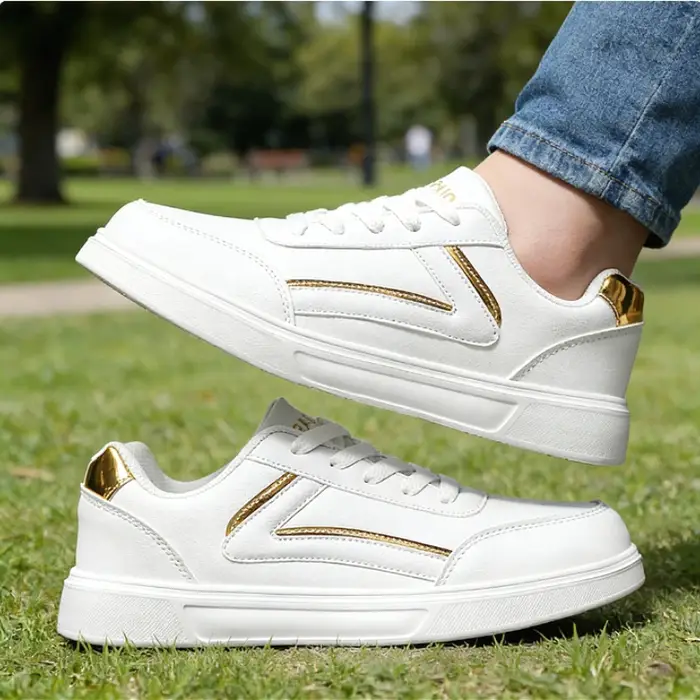 Chaussures classiques en cuir noir pour femmes