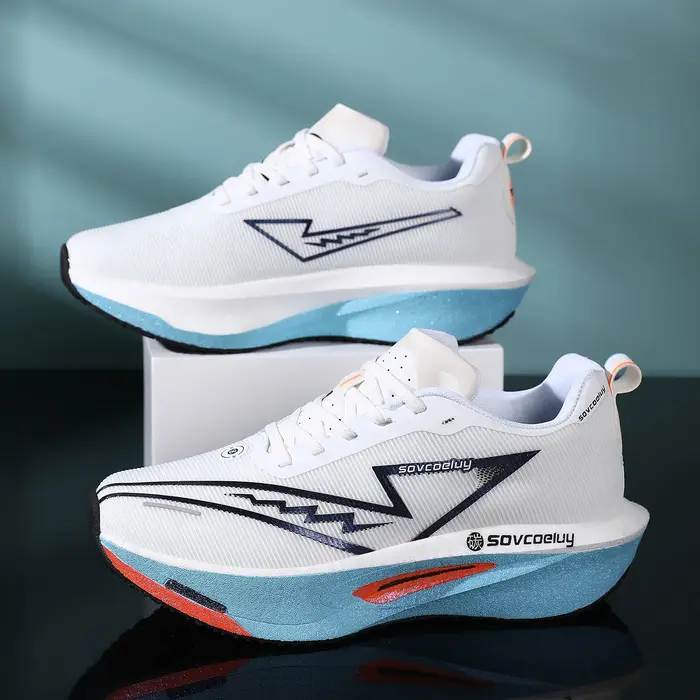 Chaussures de course avec plaque en carbone, spécialité marathon, respirantes, légères, confortables, antidérapantes, pour hommes et femmes