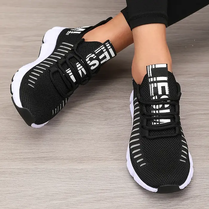 Chaussures de sport pour femmes maille légère semelle souple sangle de Jogging respirant mode