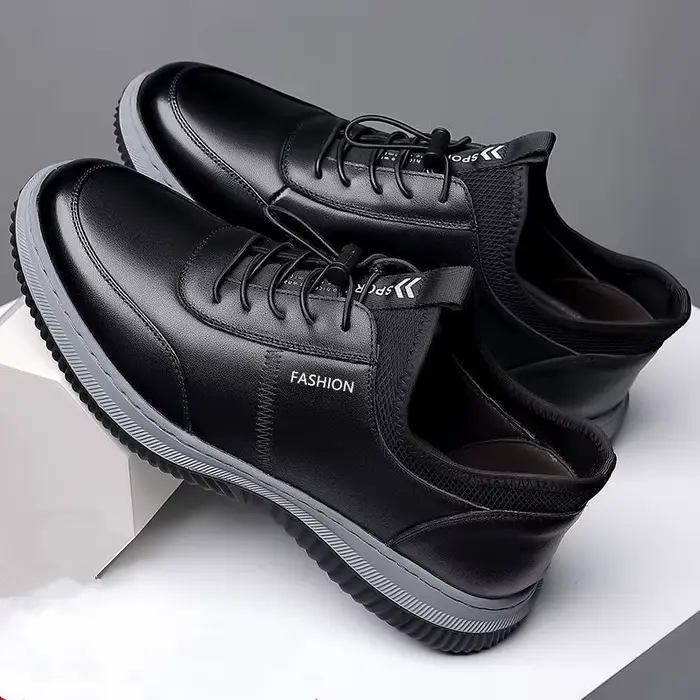 Chaussures décontractées pour hommes à la mode, semelle souple, tendance, en cuir, à enfiler, confor