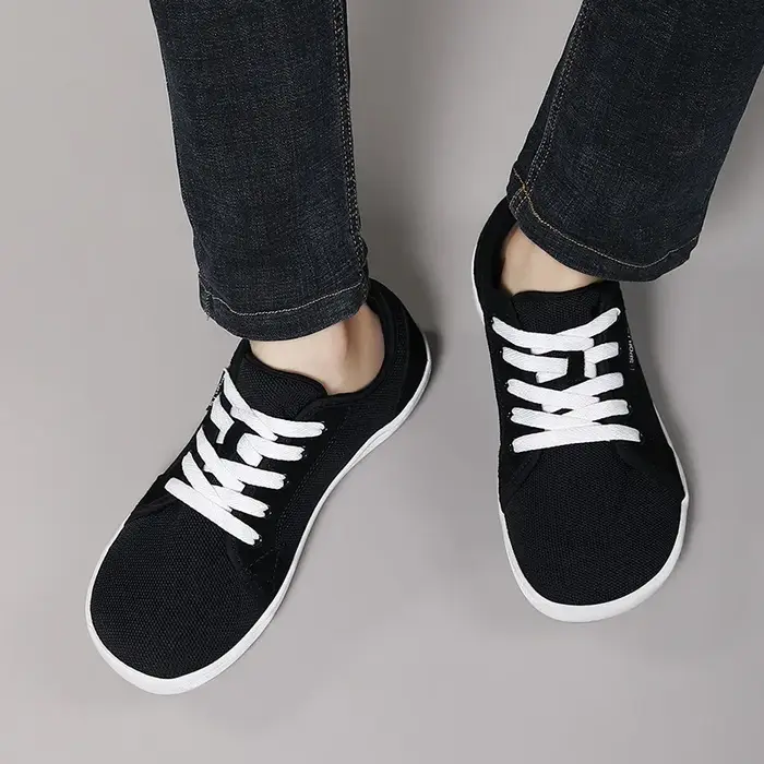 Chaussures de course décontractées pour hommes à bout large et semelle plate