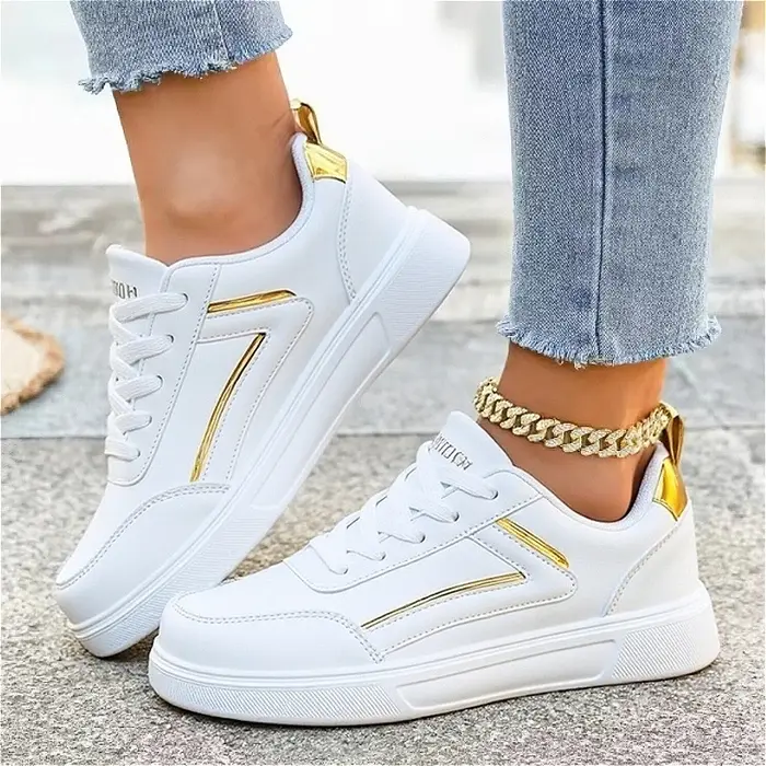 Chaussures classiques en cuir noir pour femmes