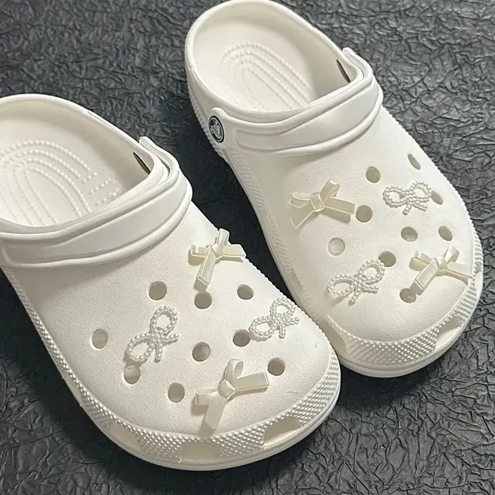 Offre Spéciale : Breloques de Chaussures DIY Élégantes en Forme de Nœud pour Sabots