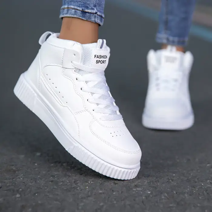 Chaussures en cuir décontractées pour hommes, style tendance, respirantes, polyvalentes, baskets blanches sport, chaussures en cuir tendance