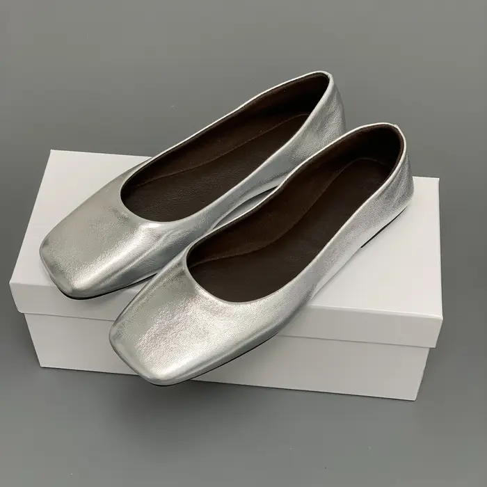 Nouvelles Chaussures XL pour Femmes