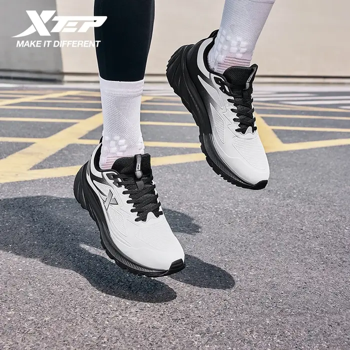Xtep chaussure de course pour hommes QingYue coton imperméable Absorption des chocs résistant à l'usure durabilité baskets légères 875419110002