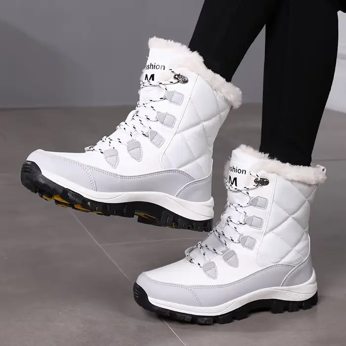 Nouvelles bottes d'hiver pour femmes