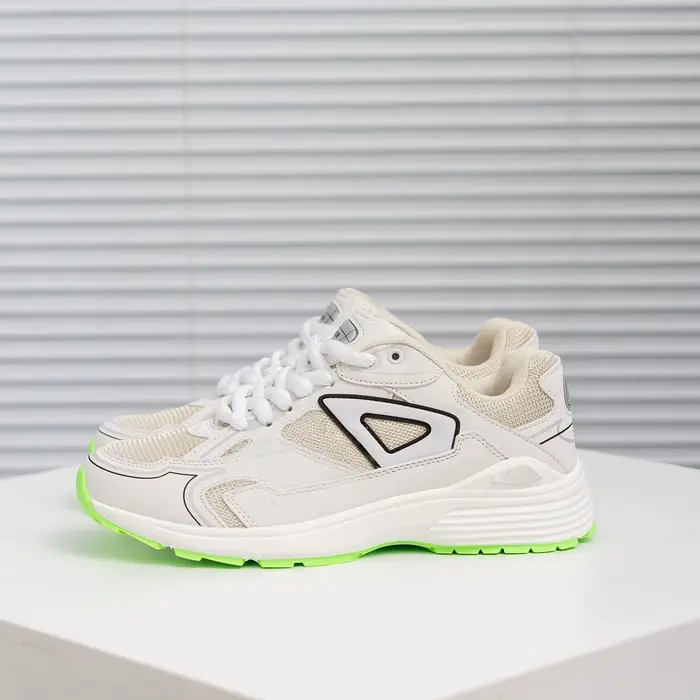 Nouvelles chaussures de sport respirantes en maille pour hommes, style fin, nouvelle collection été,