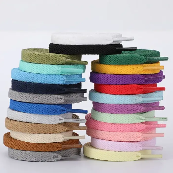 1 paire de lacets plats