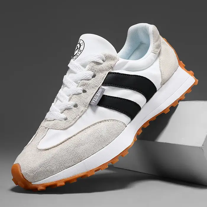Nouvelles Chaussures Décontractées 2026 Printemps-Automne Respirantes Confortables Baskets Vintage Mode à Lacets Antidérapantes pour l'Extérieur