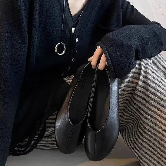Chaussures plates simples à bout rond pour femme, nouvelle collection printemps 2026, confortables e