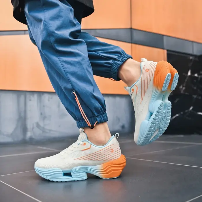 Chaussures de course avec plaque en carbone