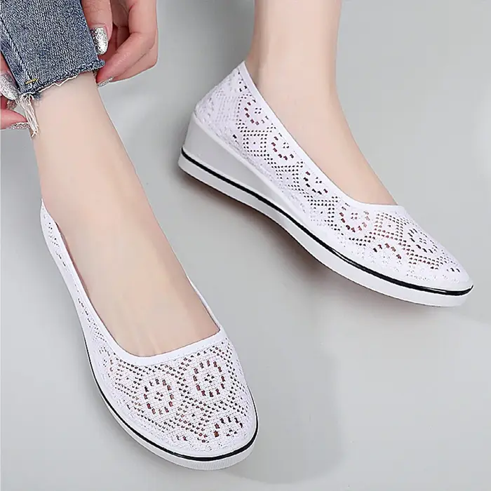 Chaussures en Maille Blanche à Talon Compensé pour Femme