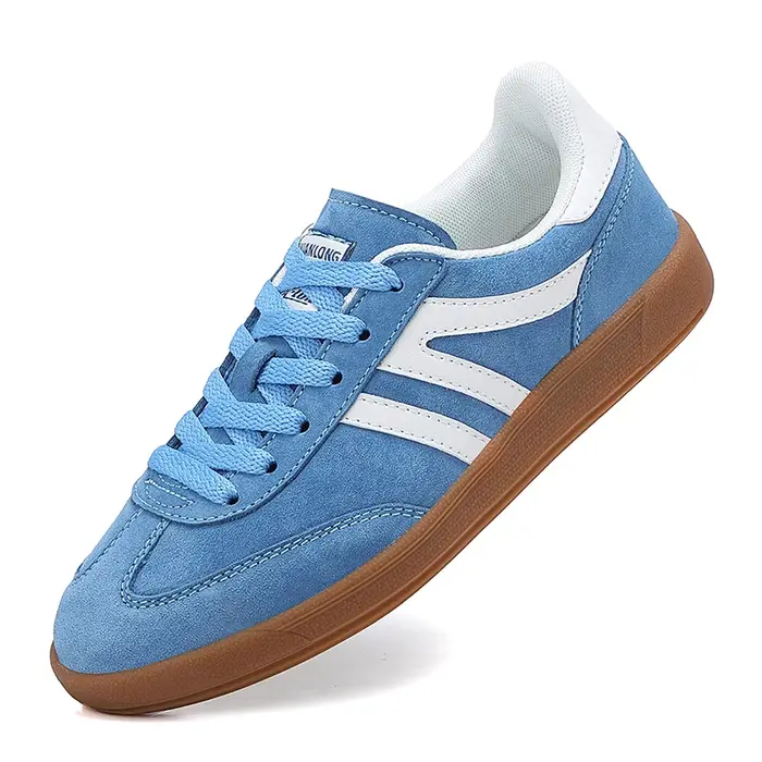 2552 Chaussures d'entraînement classiques allemandes