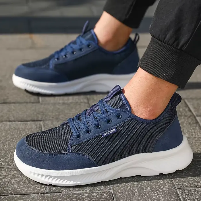 Chaussures minimalistes à bout large pour hommes
