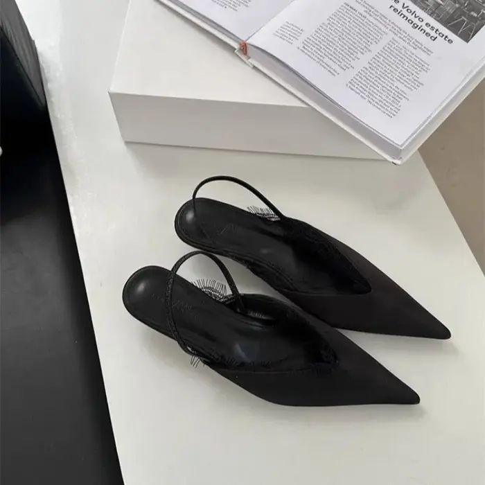 2025 offre spéciale chaussures femme bout fermé femmes sandales mode robe sandales femmes bout point