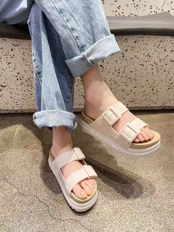Mini Melissa été mode transfrontalière femmes décontracté plate-forme pantoufles dames sans lacet semelle épaisse glisser fille chaussure de plage 35-40