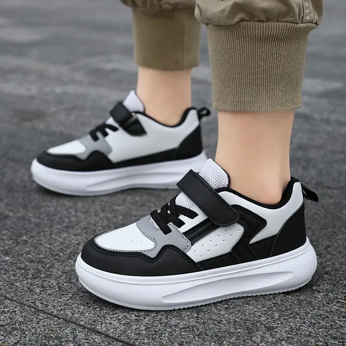 Baskets blanches pour enfants, chaussures décontractées pour garçons et filles, chaussures de Sport en cuir à semelle souple, légères et confortables, baskets à la mode