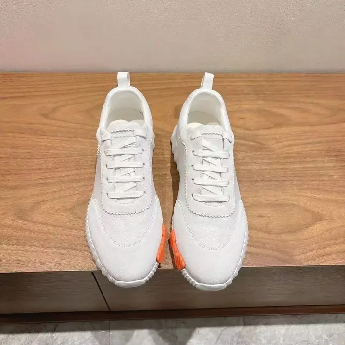 Nouvelles chaussures tendance