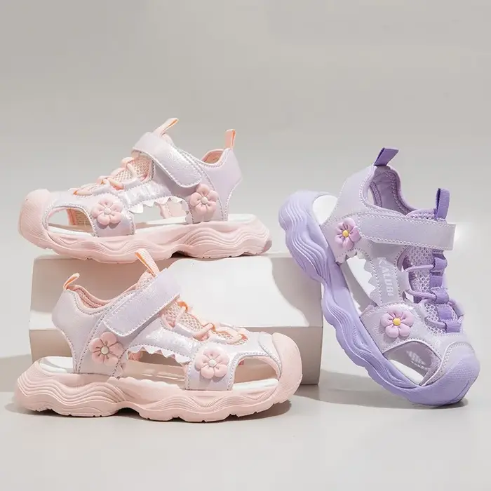 Sandales d'aventure recyclées pour petites filles 2026 – Nouvelles chaussures de plage épaisses pour enfants