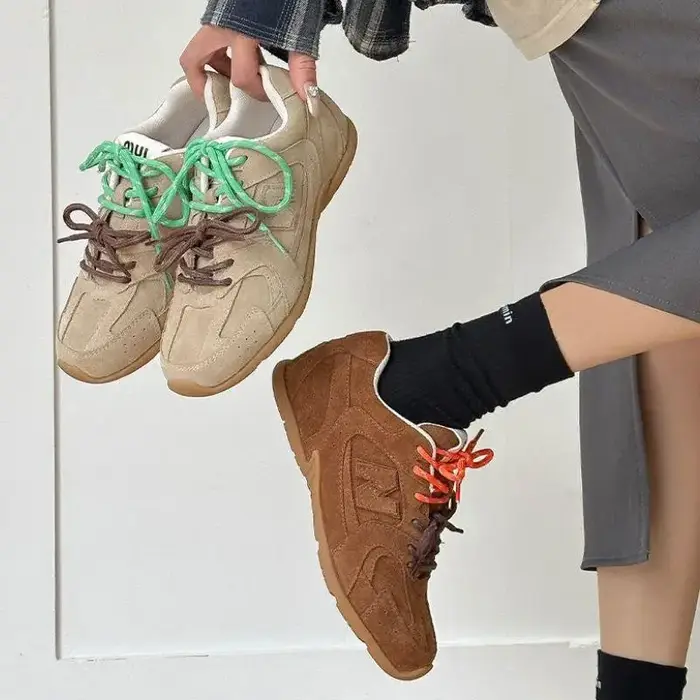 Lacets DE chaussures individuels DE sport série Miu
