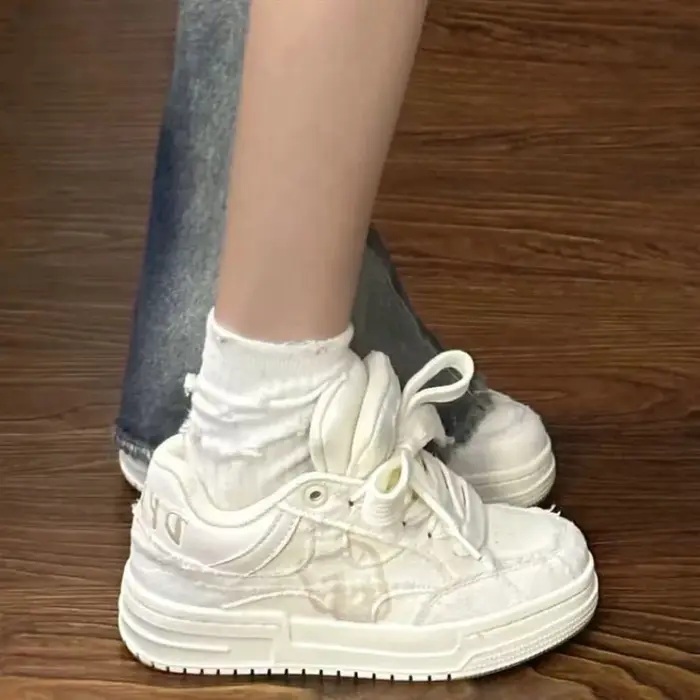 Chaussures pour femmes et hommes
