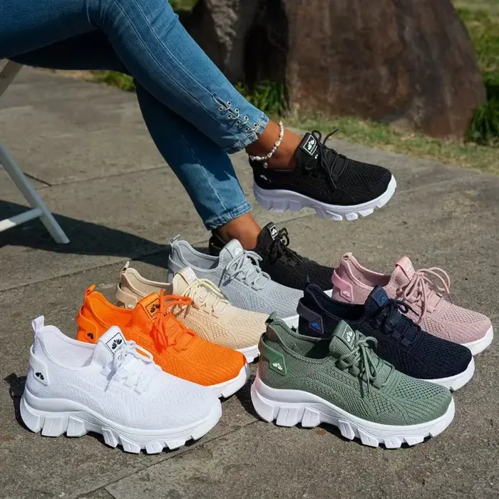 Chaussures tricotées légères et respirantes pour femmes