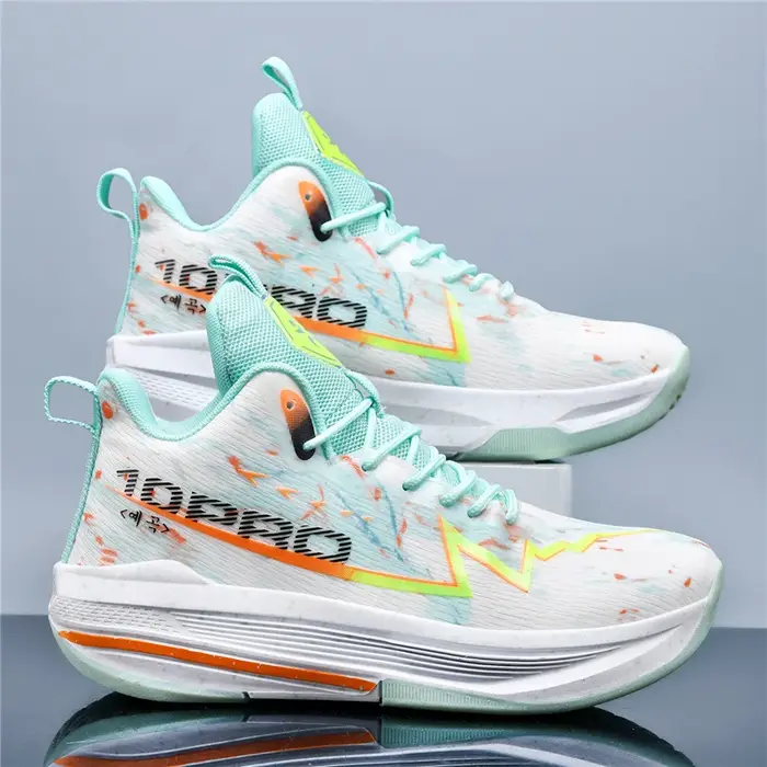 Nouvelles chaussures de basket-ball à tige haute