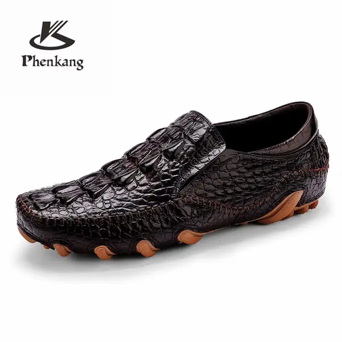 Phenkang hommes en cuir véritable été Alligator Texture Slip-On chaussures décontractées hommes moca