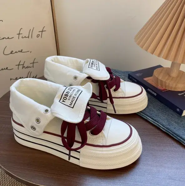 Chaussures montantes en toile pour femme